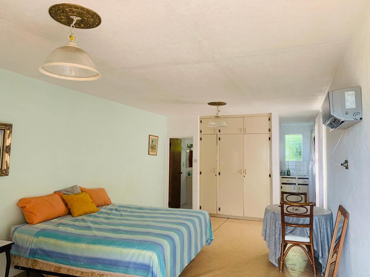 Ocean View Apartments Бриджтаун Екстериор снимка